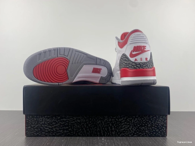 HYPE OG Air 3 Jordan DN3707-160 Fire Red 0814